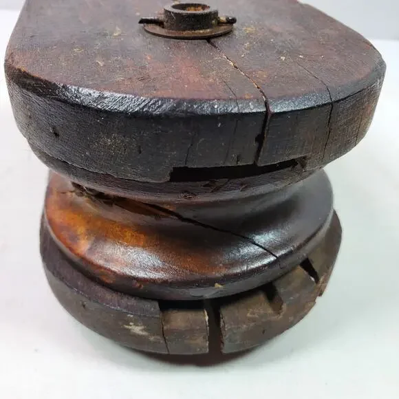Antique Primitive Wood Pulley Single Wheel Barn Pulley - Picture 8 of 10